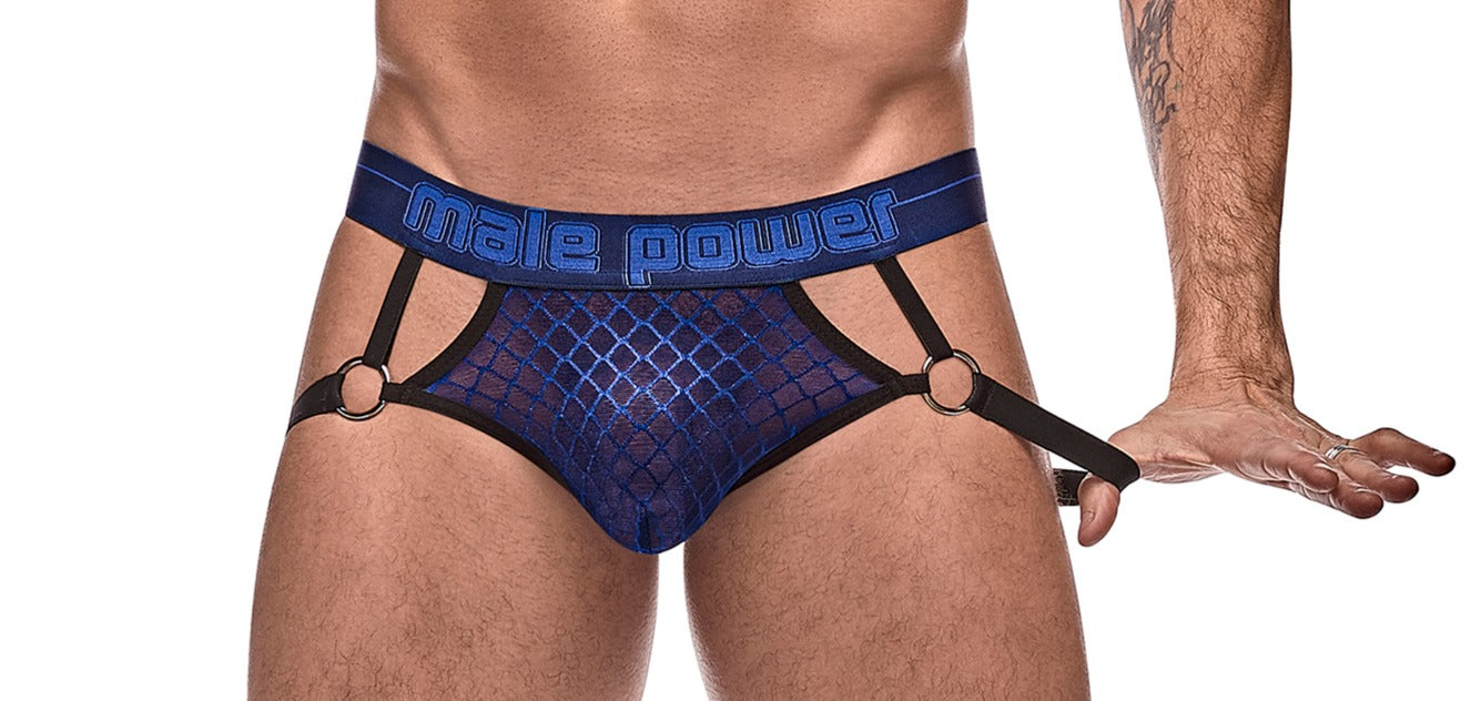 Sex appeal is glimmering from this Diamond Mesh Ring Jock. Plush elastic straps attached to O-rings accentuate the front pouch while exposing your rear. From working out to play, this cool jock has you covered.